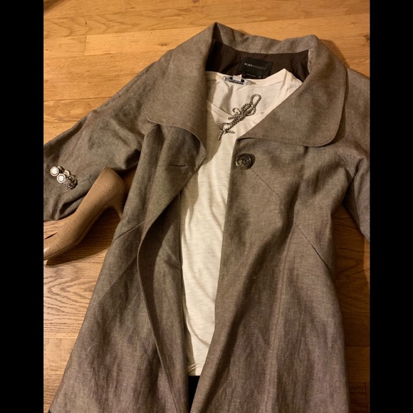 BCBG JACKET 🍁👜 - Picture 2 of 4